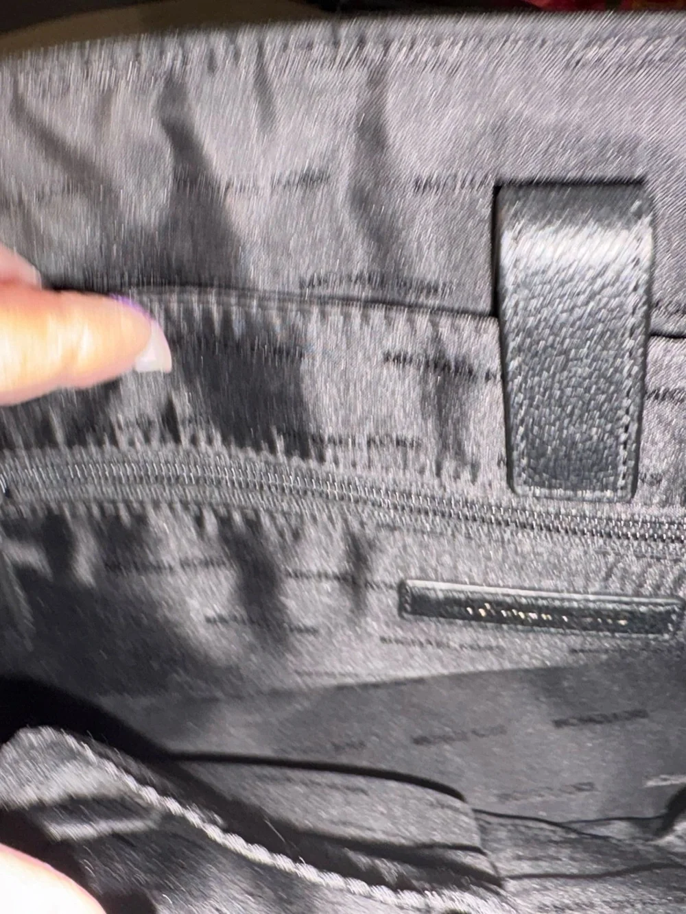 Bag-Men’s Black Michael Kors’s messengers Bag MK bag with signature logo print.